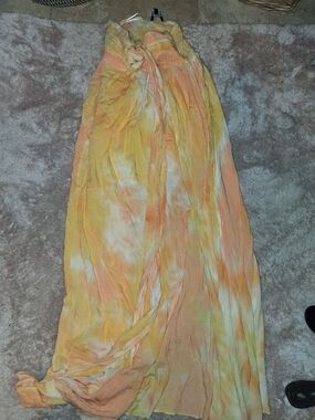 Aakaa Yellow & Peach Tie-Dye Maxi Dress